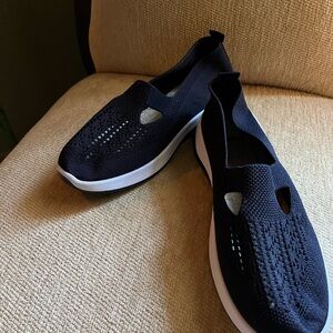 Black Women's Slip-On Flats